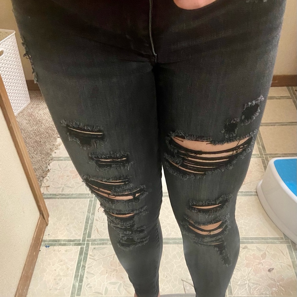 American Eagle distressed skinny jeans